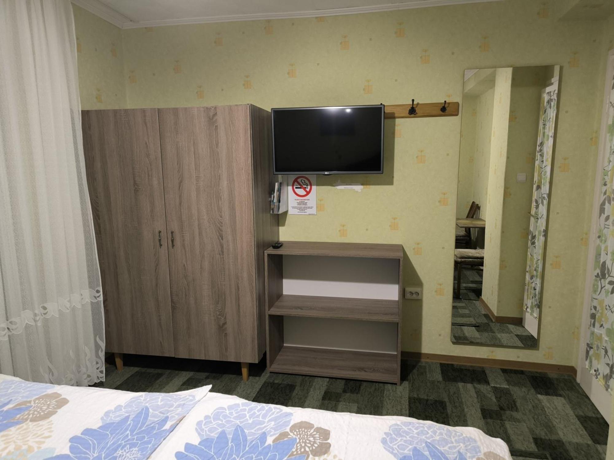 Karolin Apartman Bük Exterior foto